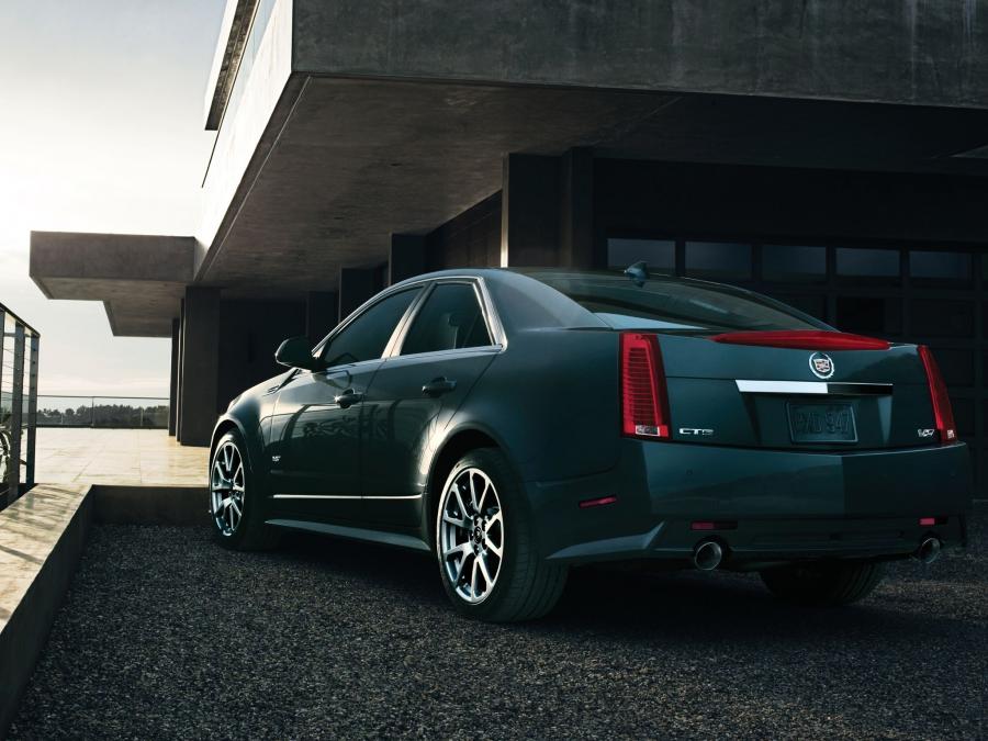  Cadillac CTS-V Coupe 2010 года  (фото 27 из 315)